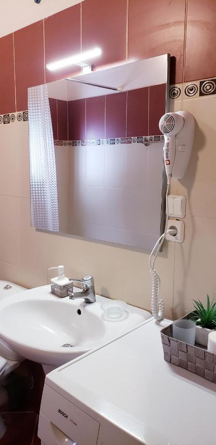 Michalis, 2-Bedroom Apartment In Saranda Экстерьер фото