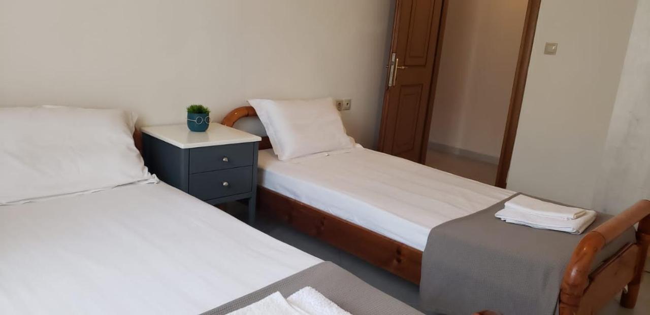Michalis, 2-Bedroom Apartment In Saranda Экстерьер фото
