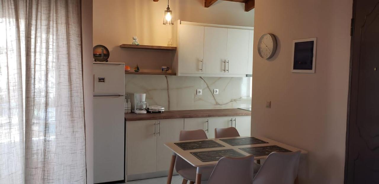Michalis, 2-Bedroom Apartment In Saranda Экстерьер фото